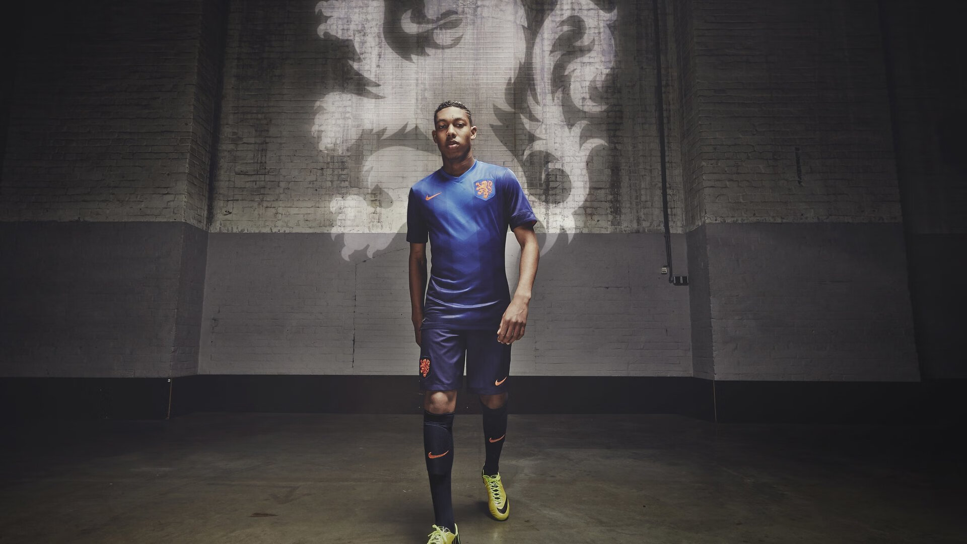 爱游戏ayx-绿地足球趣味运动会，锻炼身体娱乐心情，绿地集团运动会